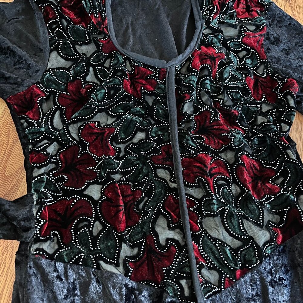 Vtg Rubie’s Dark Vixen Velvet Embellished Red Floral Hooded Dress Cosplay Goth